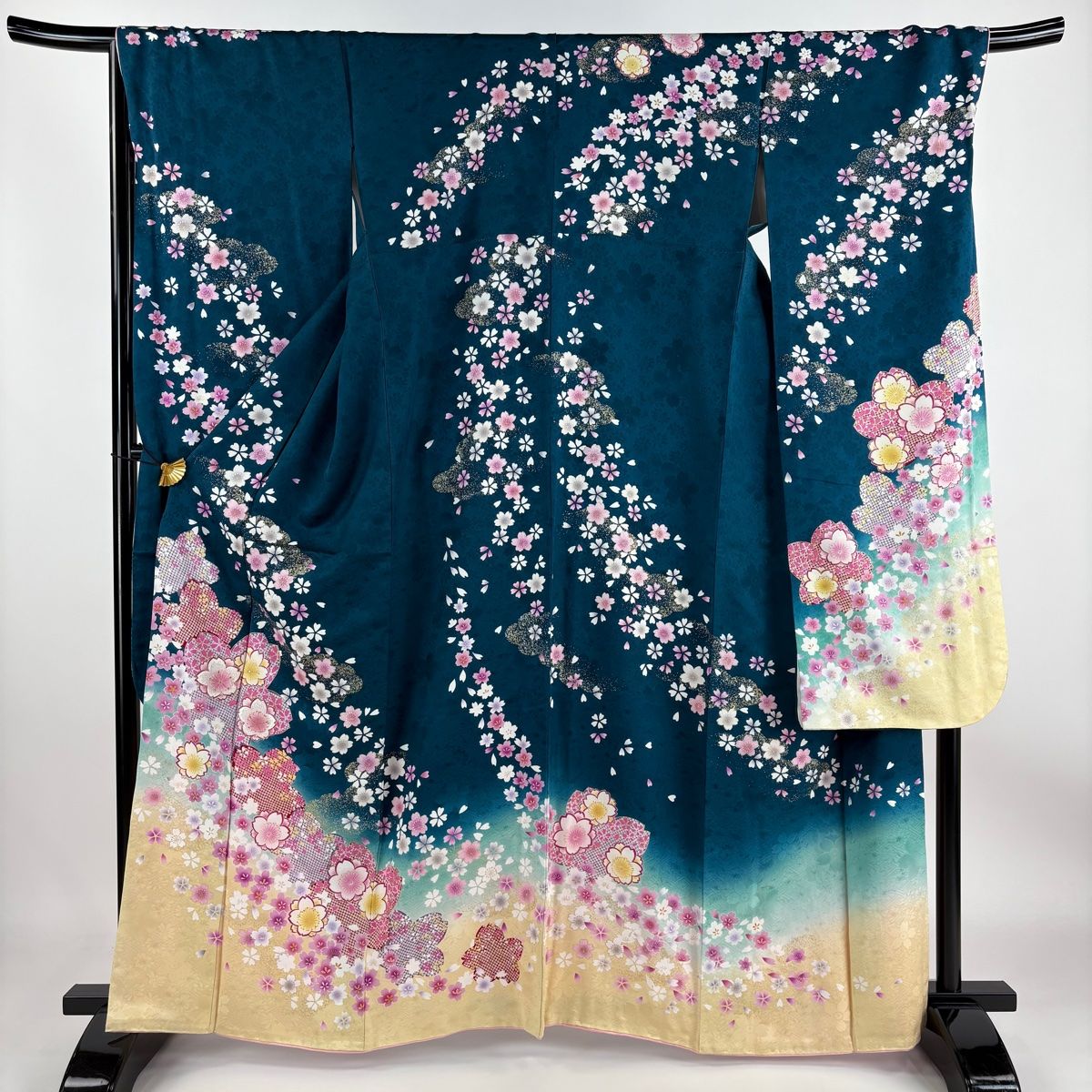 美品　正絹振袖　深緑　6点セット　裄丈68 163cm前後 美品 正絹振袖 深緑 6点セット 裄丈68 163cm前後