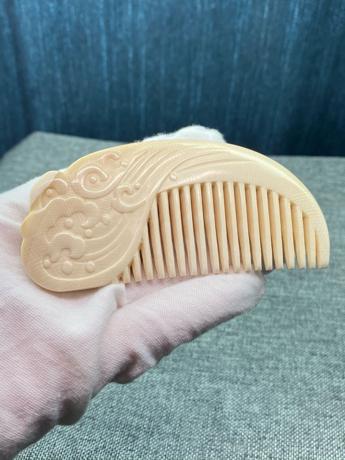 天然マンモス牙美しい手作り彫刻 一櫛百順 髪の櫛(43g) 天然マンモス牙美しい手作り彫刻 一櫛百順 髪の櫛(43g) 天然マンモス