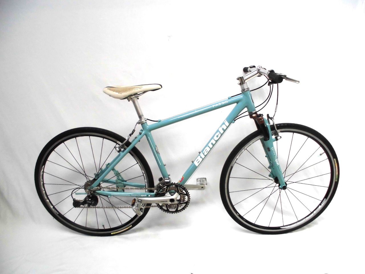 ビアンキBianchi マウンテンバイク MTB PASSO sport 超軽量12.1キロ SHIMANO 3X9S 27速 28インチ ZJ9430