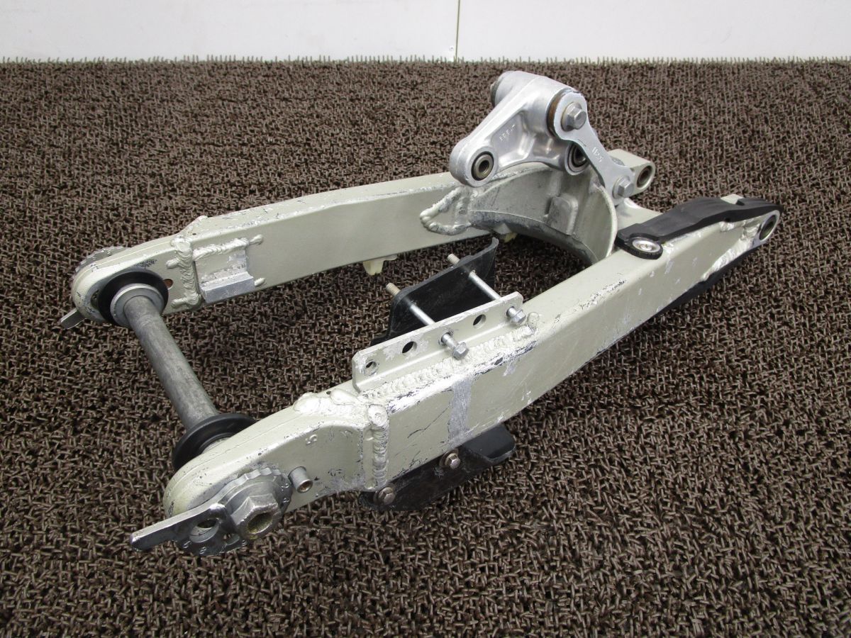 □A6841 リアアクスルシャフト