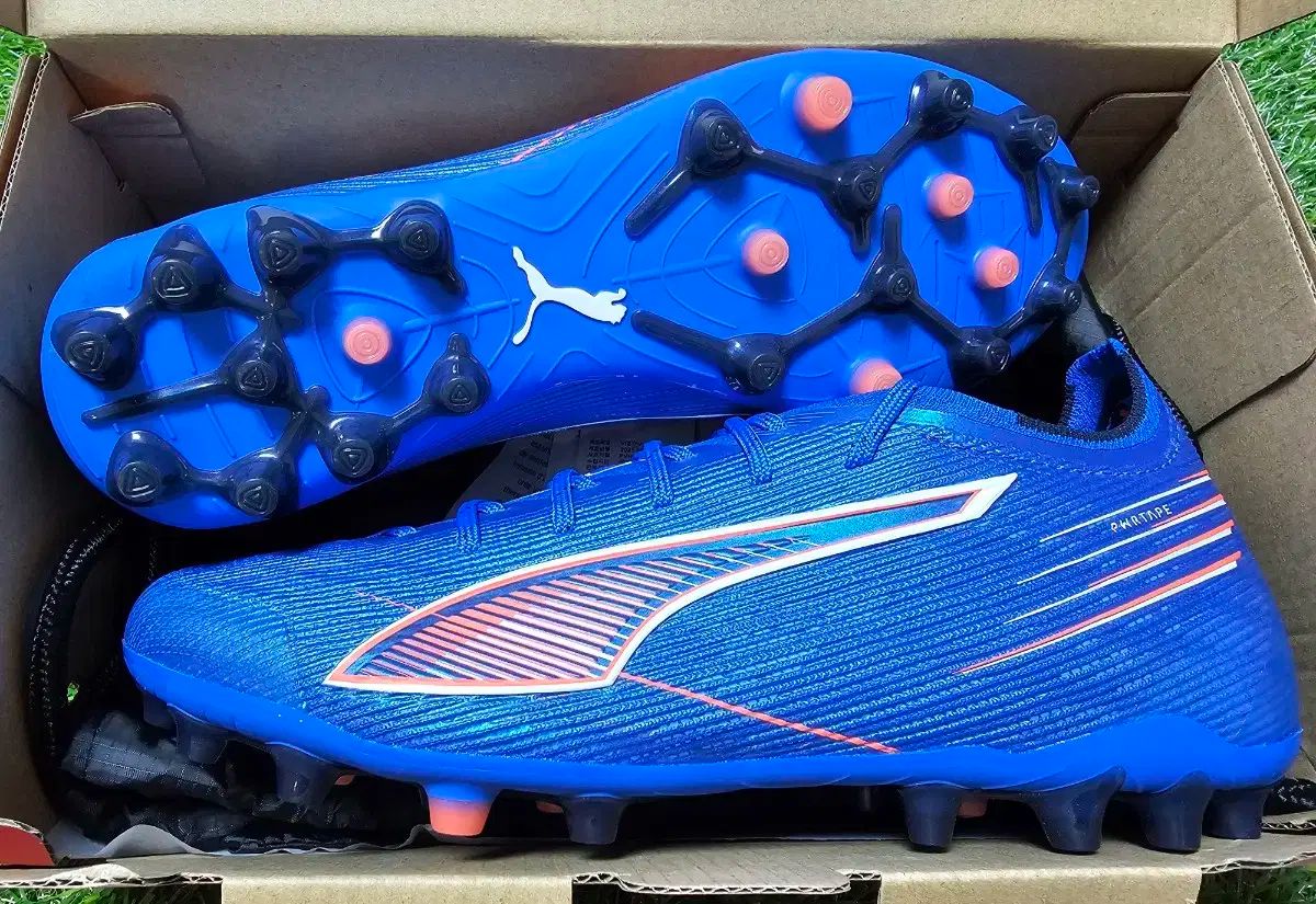 プーマ ウルトラ6 アルティメット MG Untamed