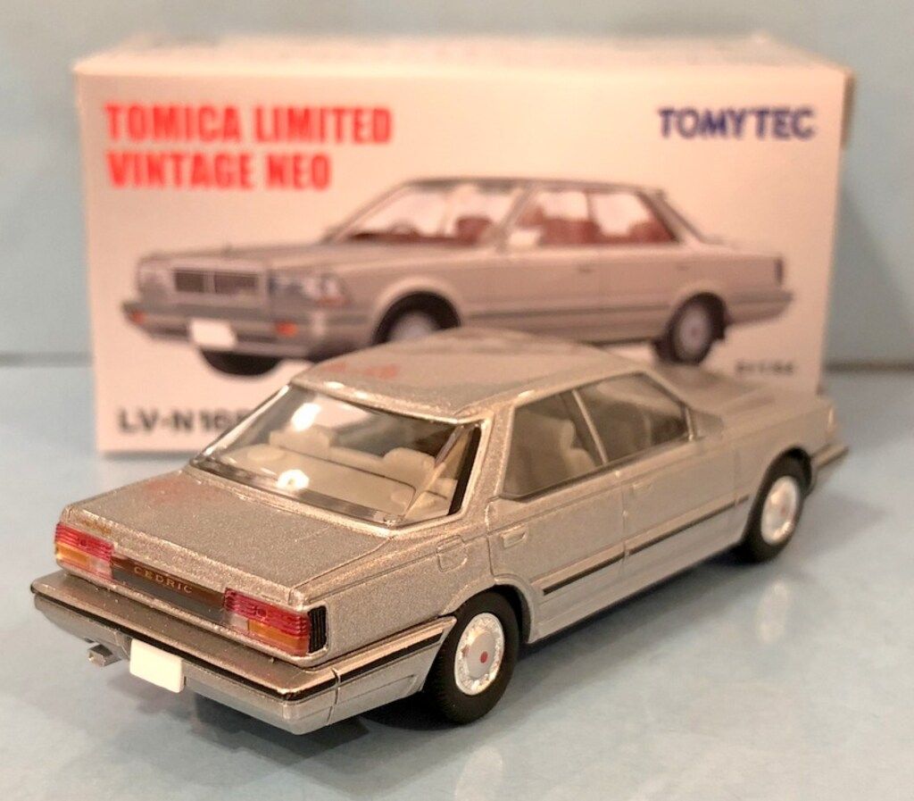 TOMYTEC【LV-N168b】トミカリミテッドビンテージネオ ニッサン