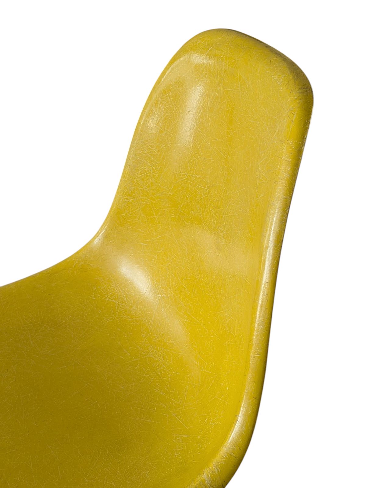 Herman Miller 社製 イームズスタッキングベースサイドシェル