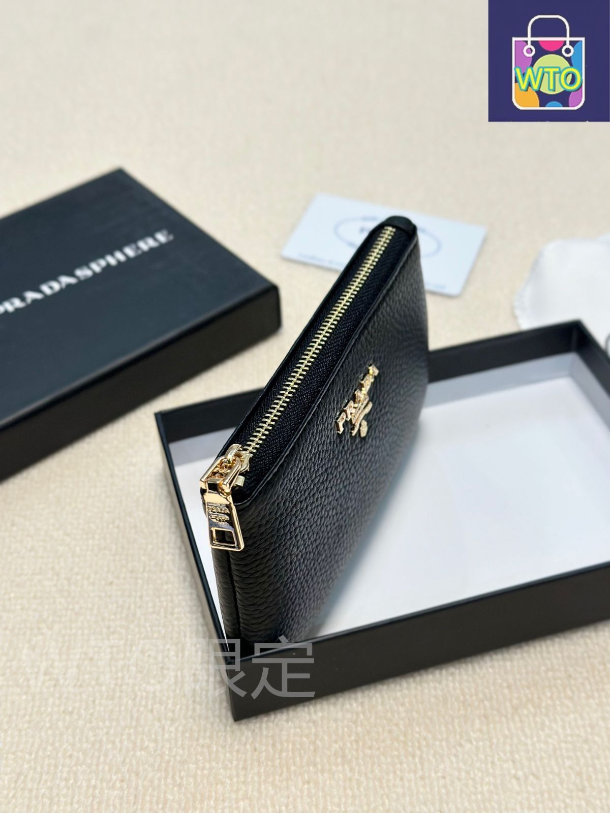 今日特価】Prada プラダ コインケースシリーズ 牛皮を採用する