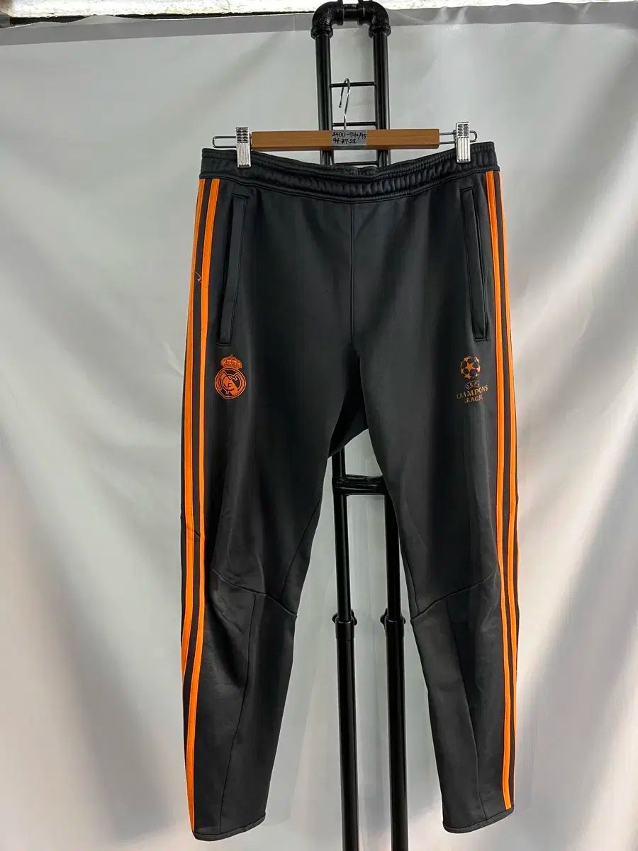 【雷市場（ポンジャン）商品韓国直送】 純正品/ 95 adidas(アディダス) レアルマドリード チャンピオンズリーグ トレーニング パンツ/パンツ