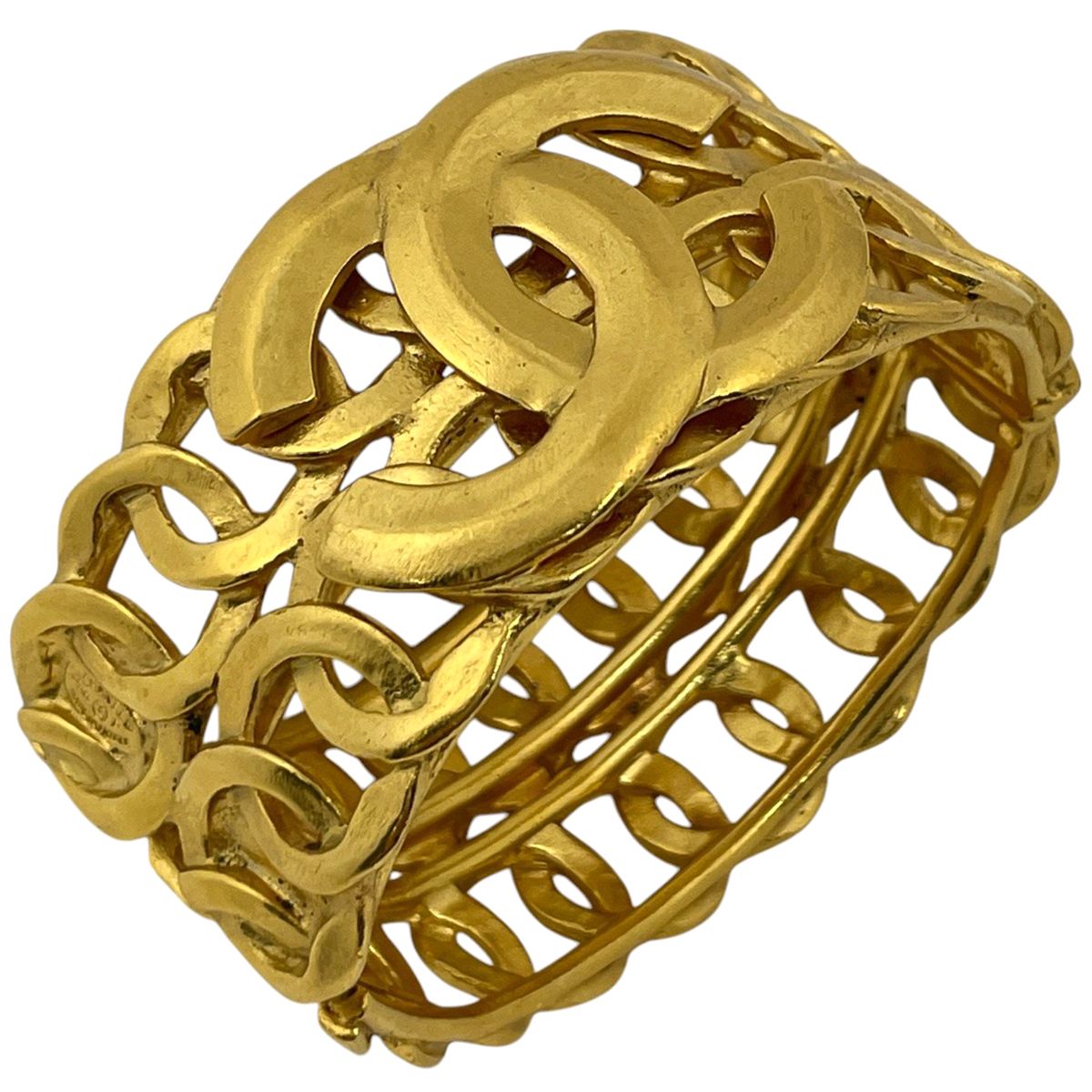 シャネル ココマーク バングル CCマーク ゴールド　鑑定済み シャネル ココマーク バングル CCマーク ゴールド 鑑定済み シャネル