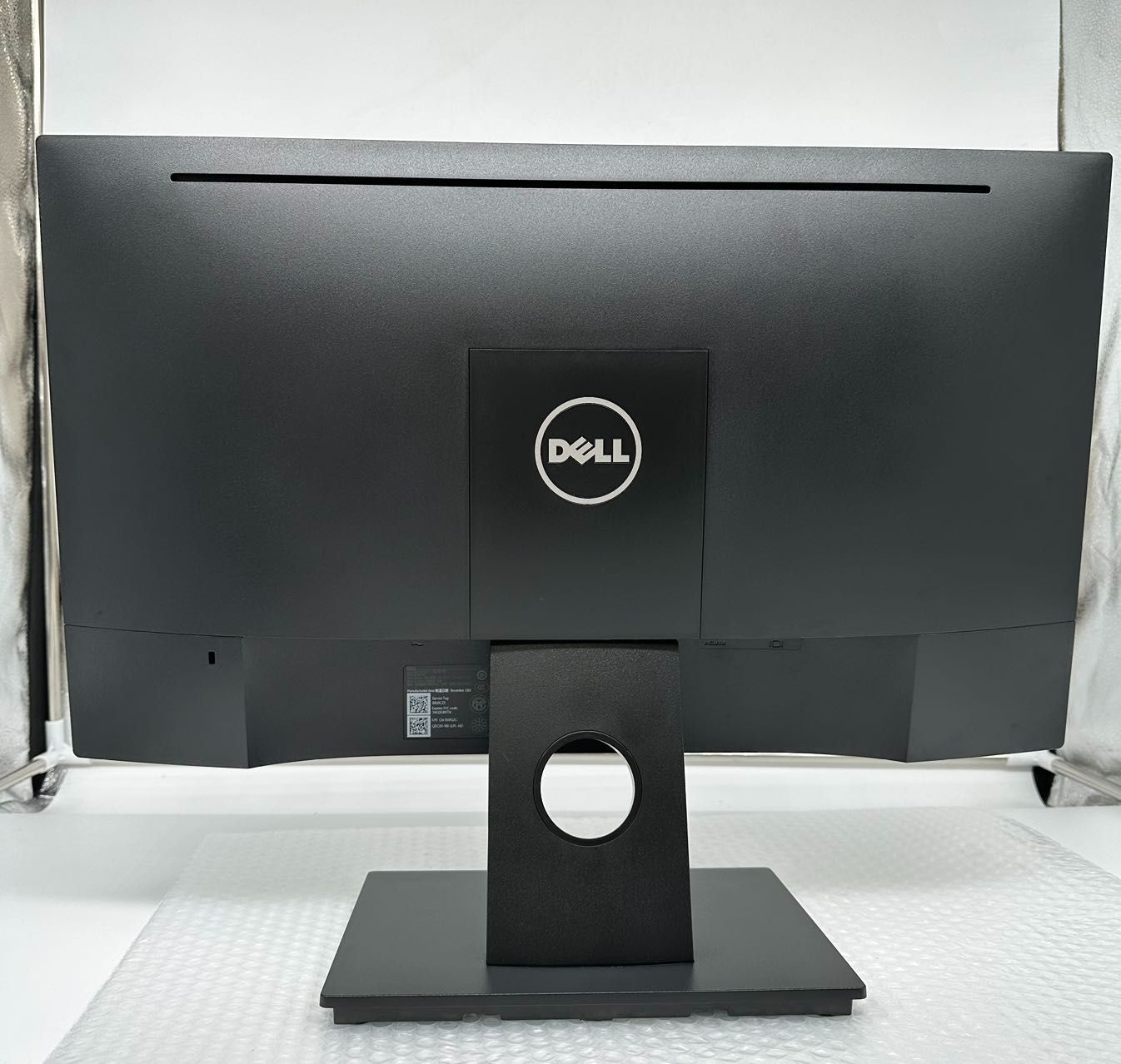 Dell モニター 23.8インチ E2418HN 解像度:フルHD（1920x1080） / 広視野角/IPS非光沢/ブルーライト軽減/調節機能/省電力機能/VESA（100 mm）/ VGAケーブル付属