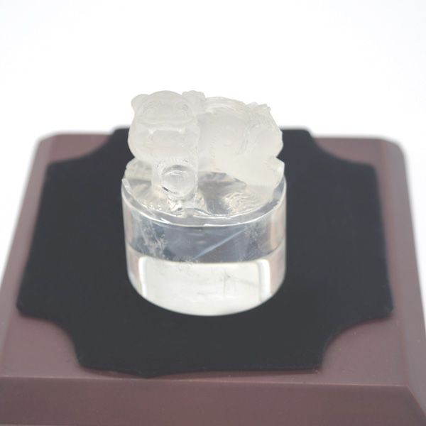 貔貅の置物 ヒキュウ 水晶 円柱型 6cm 天然石製 クリスタル パワーストーン