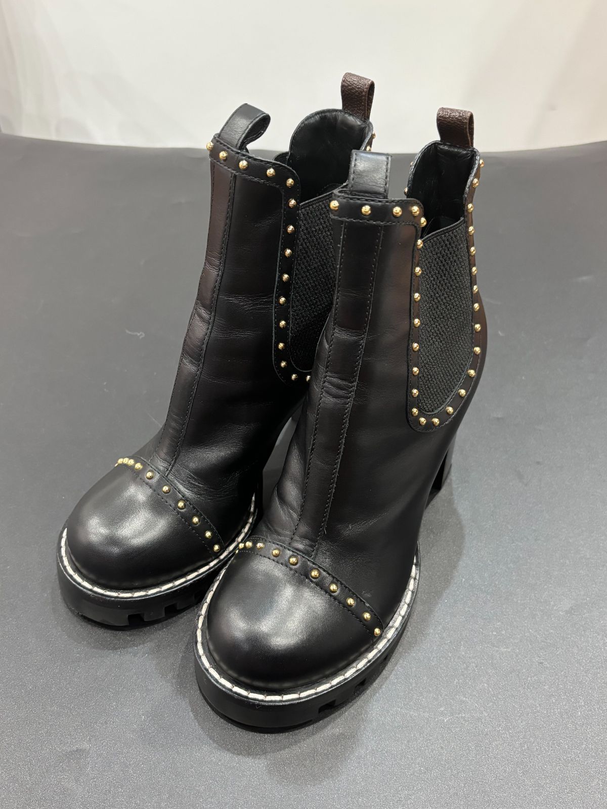 LOUIS VUITTON ロカビリーライン レザー アンクルブーツ 38 その他靴 D25082169