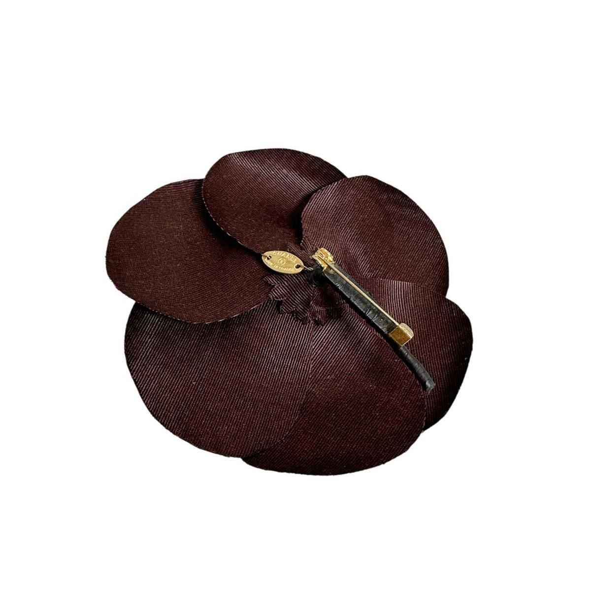 シャネル コサージュ カメリア ブローチ CHANEL ブラウン - メルカリ