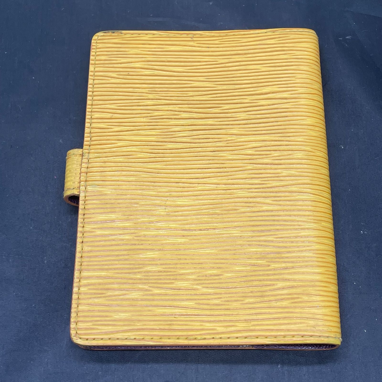 ルイヴィトン エピ アジェンダ B25083178