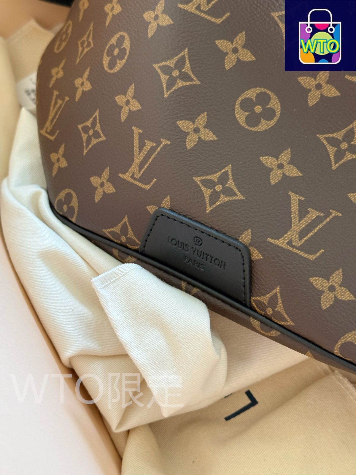 LOUIS VUITTON モノグラムポーチ並行輸入品 71tjNm1fKqL._AC_SY200_QL15_.jpg