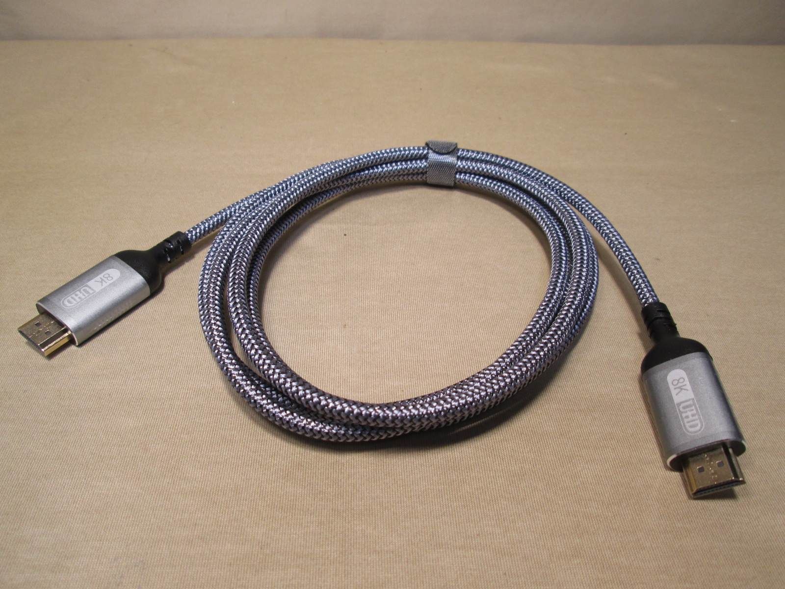 HDMIケーブル 2m ウルトラハイスピード (HDMI 2.1) 8K/4K/3D対応 送料無料 正常品 ＜新品＞ [89986]