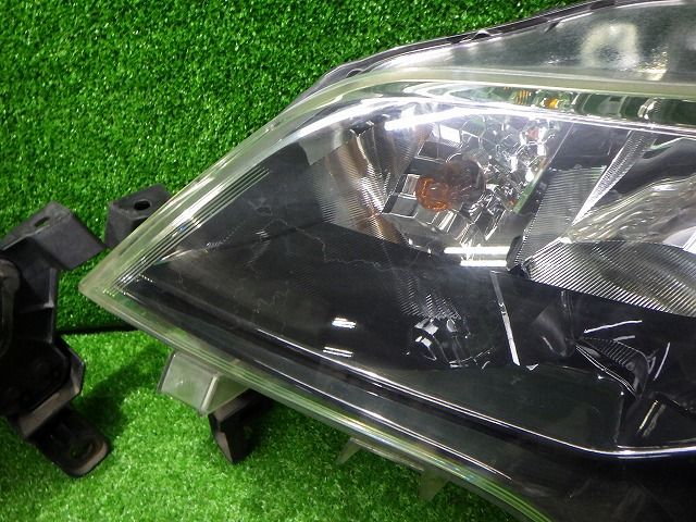 スペイド ヘッドライト 左右 HID NCP140 141 145 52-261 B5 バラスト付 トヨタ 251010048