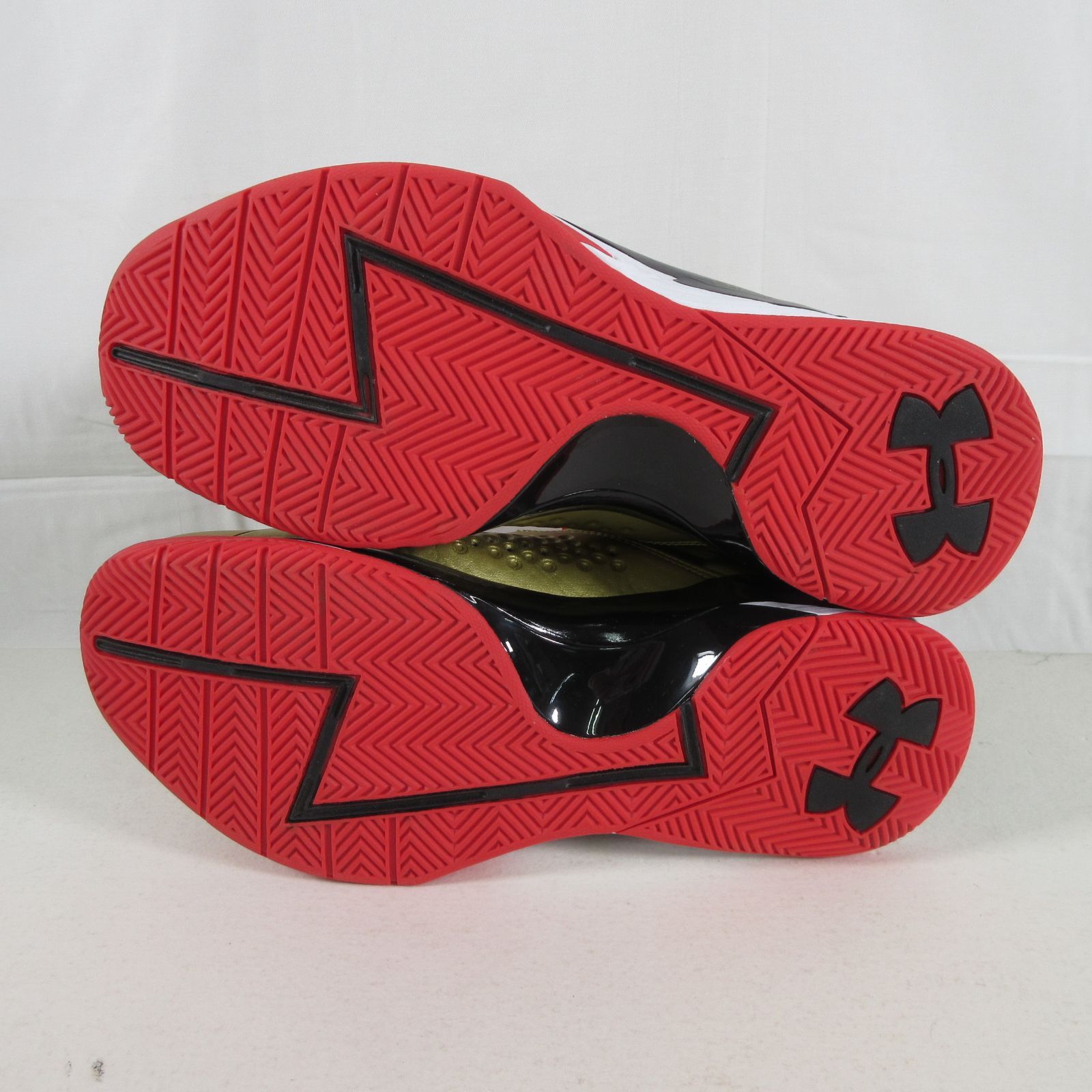 希少　完売品　ANDER ARMOUR curry1 ネイションズ ファイネスト 希少 完売品 ANDER ARMOUR curry1 ネイションズ ファイネスト
