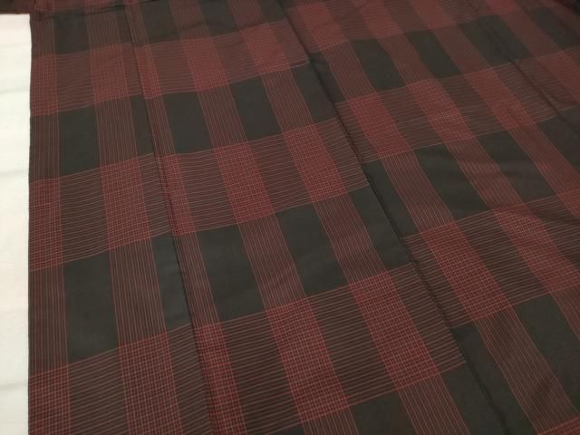 平和屋着物○上質な紬 格子 黒地 やまと誂製 正絹 逸品 DAAS3418ps
