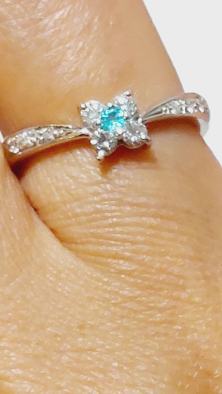 PT900パライバトルマリン0.04ダイヤ0.27きらりんリング