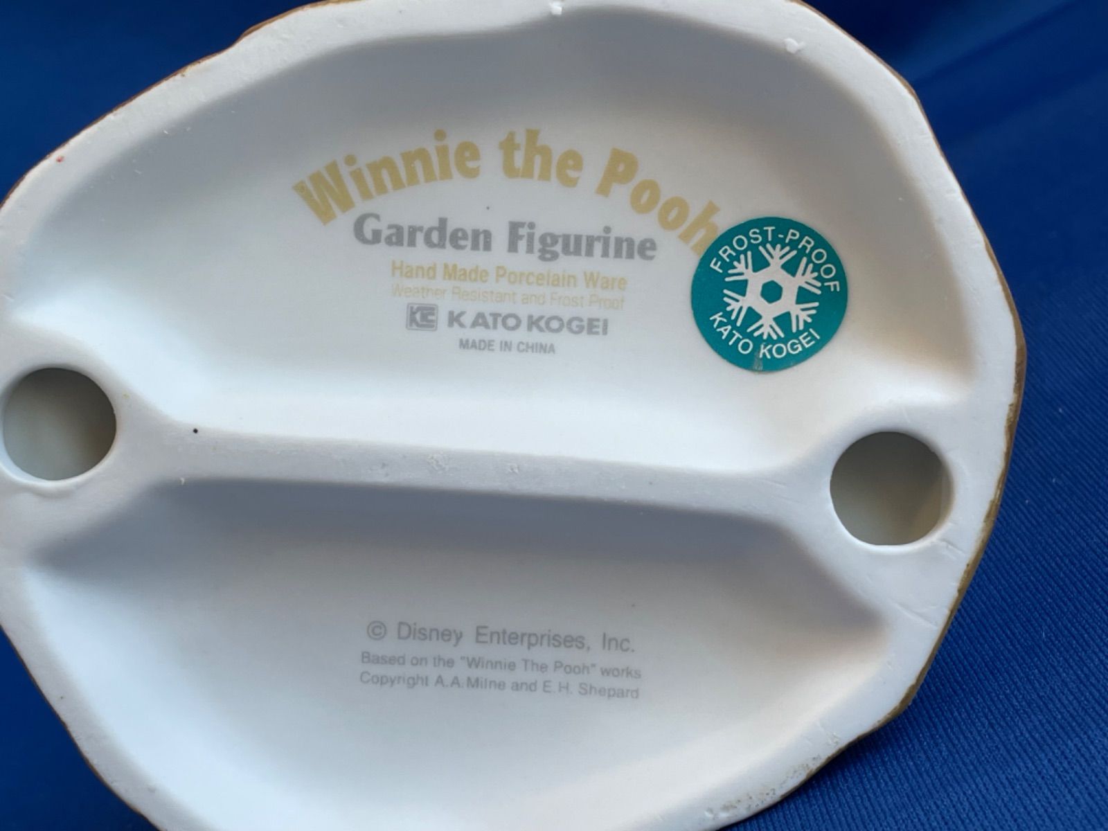 加藤工芸 くまのプーさんガーデンフィギュア 陶器製 - メルカリ