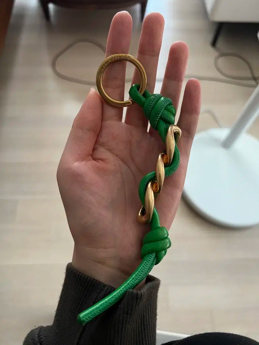 BOTTEGA VENETA ボッテガヴェネタ ねじれ キーリング グリーン