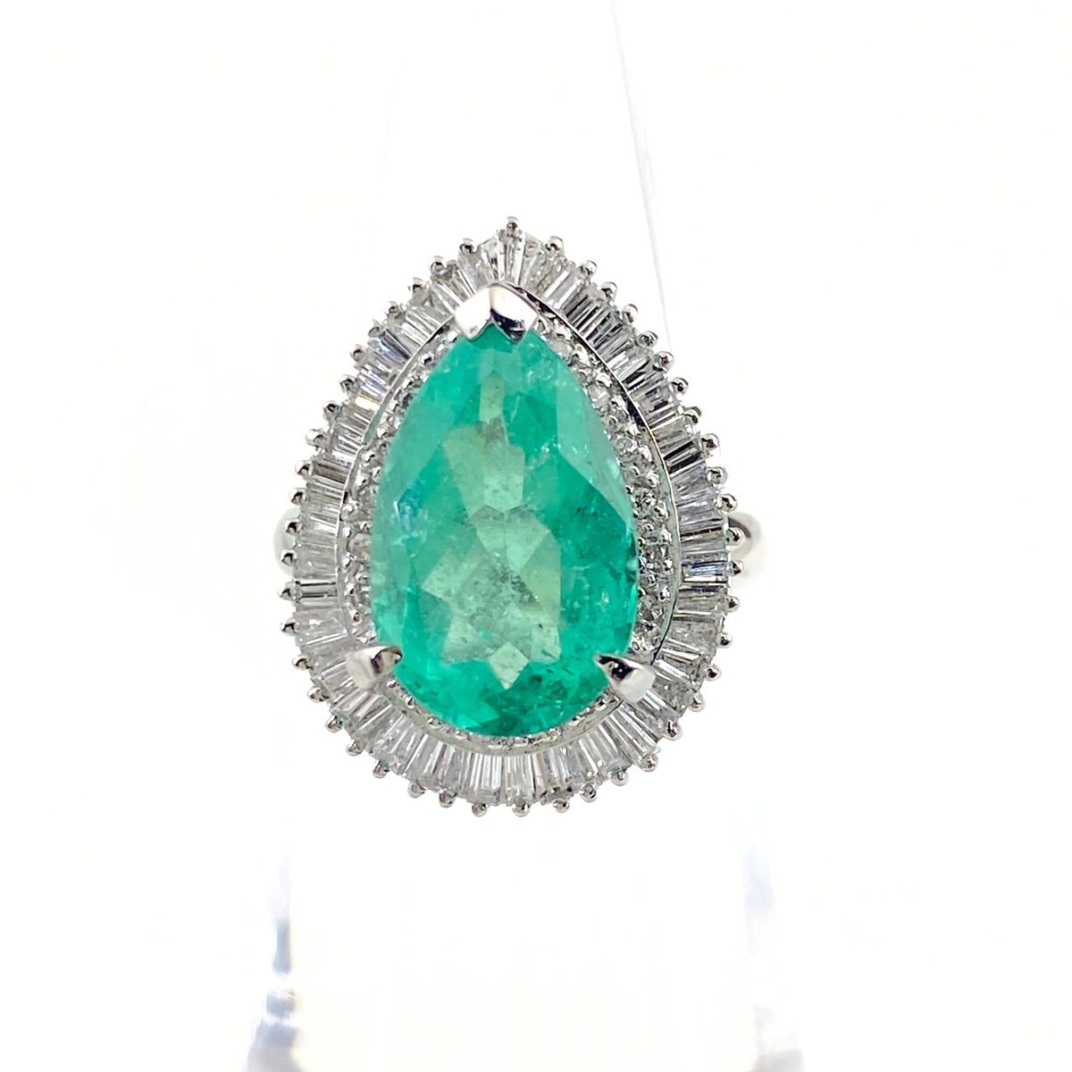 エメラルド デザインリング プラチナ メレダイヤ 指輪 リング 9号 Pt900 エメラルド ダイヤモンド レディース