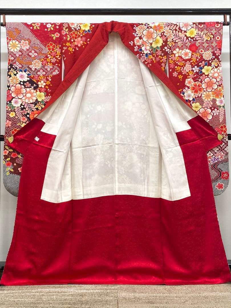 メーカー品振袖 紫野 豪華 銀通し 金彩 絞り加工 身丈163cm 撥水加工済 メーカー品振袖 豪華 紫野 銀通し 金彩 絞り加工 身丈163cm 撥水加工済