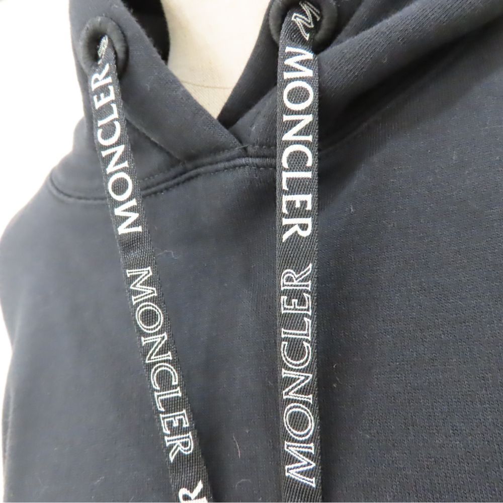 ≪値下げ≫【中古】MONCLER モンクレール パーカー XSサイズ