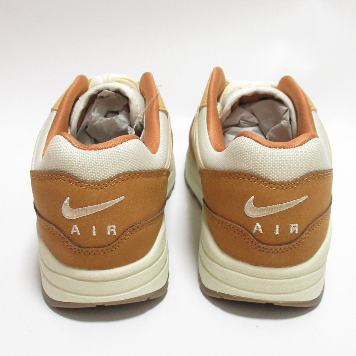 NIKE WMNS AIR MAX 1 '87 ベージュ ナイキ エアマックス1 ウィメンズ