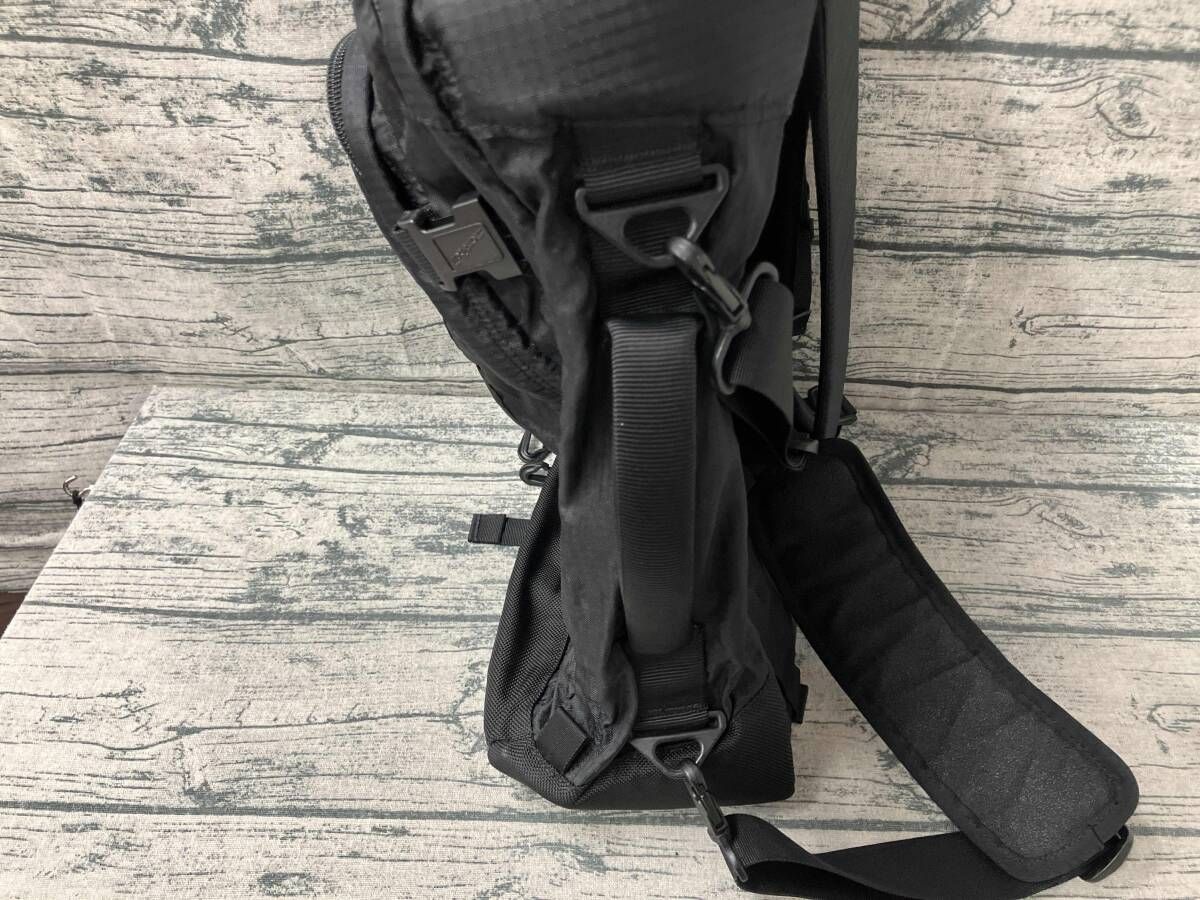 mont bellモンベル ショルダーバッグ マルチウェイバッグ BLK