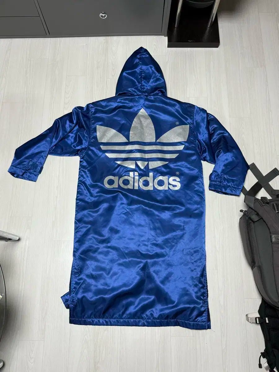 adidas アディダス ビッグロゴ ヴィンテージ ロングジャケット アウター