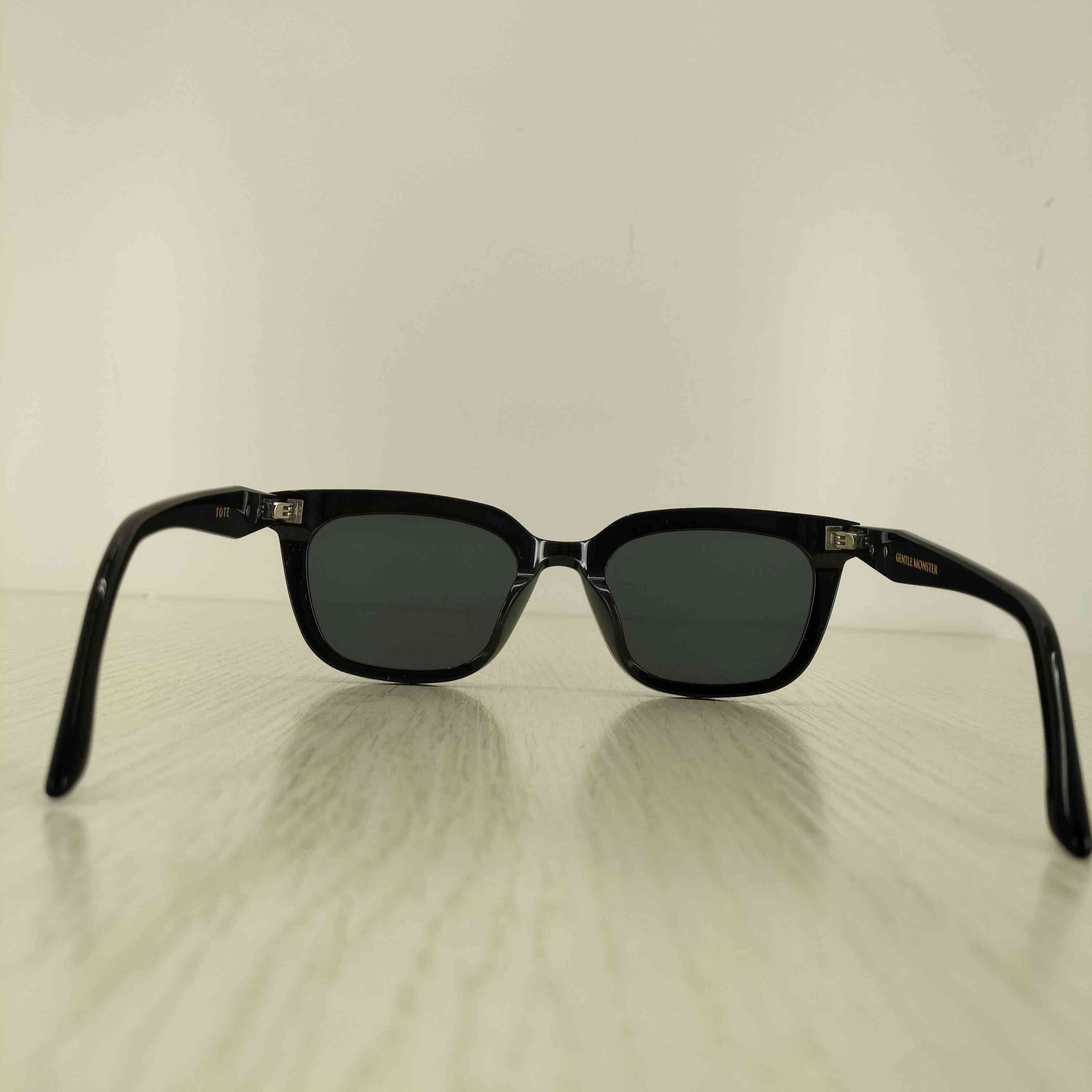 ジェントルモンスター GENTLE MONSTER TOTE 01 メンズ 表記無