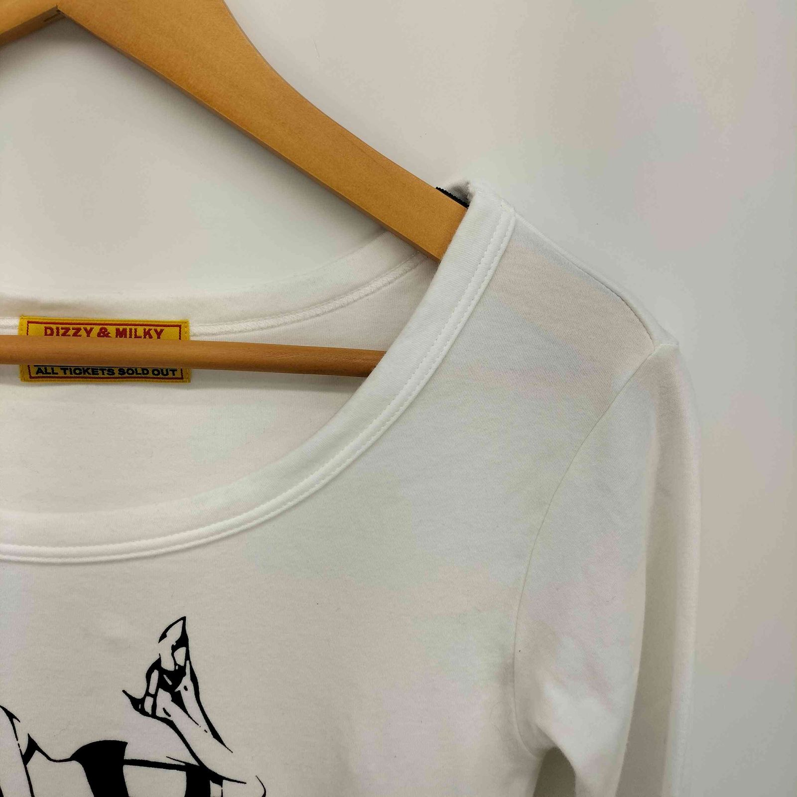 新品 HYSTERIC GLAMOUR SWEET SOUNDS チビTシャツ白 新品 HYSTERIC GLAMOUR SWEET SOUNDS チビTシャツ白 HYSTERIC