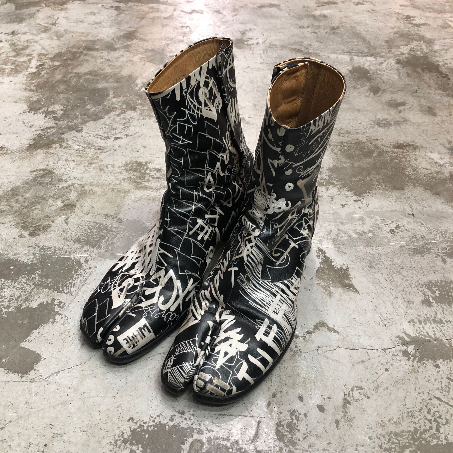 Maison Margiela グラフティペイント チャンキーヒール 足袋 ブーツ メゾンマルジェラ 43 76335A1 - メルカリ