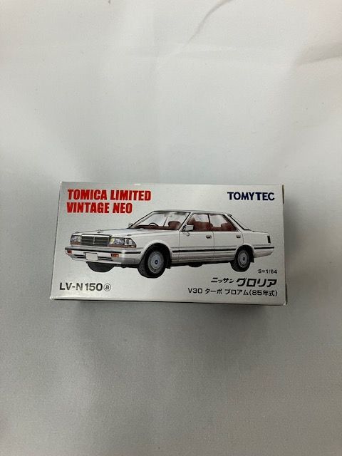 トミカリミテッド ヴィンテージネオ　グロリア V30 ターボ　ブロアム　85年式 LV-N289a 日産 グロリア V30E ブロアム（赤） | 製品をさがす