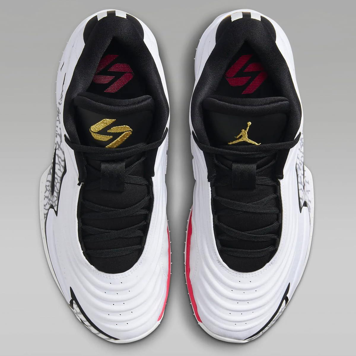 メタリックゴールド