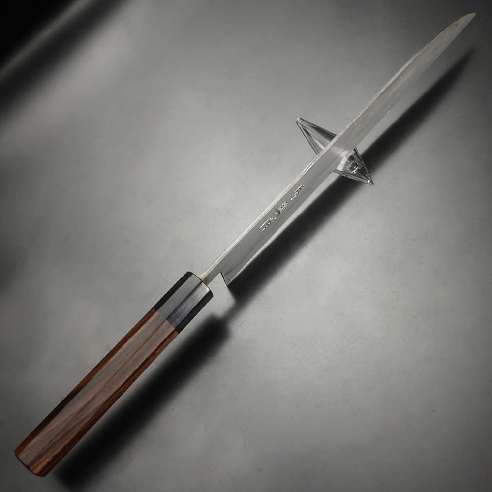 興梠房興日本刀鍛錬場 カスタムナイフ