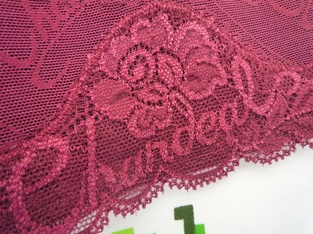 サイズ82 ルビーレッド