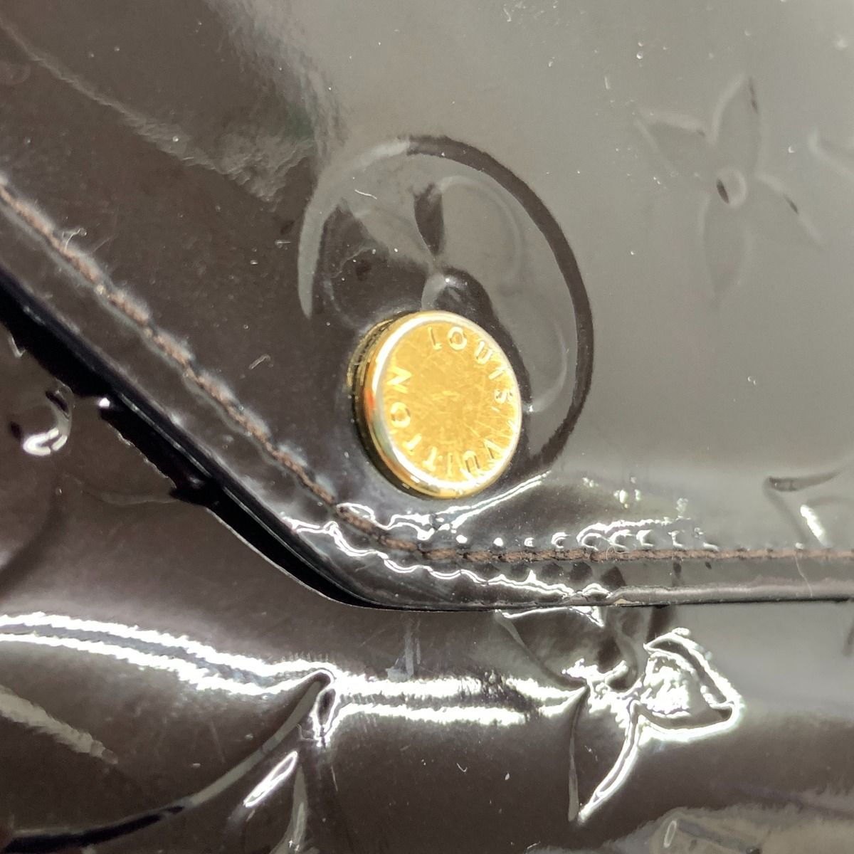 〇〇LOUIS VUITTON ルイヴィトン モノグラム ヴェルニ ポルトフォイユ サラ 二つ折り長財布 M90152 パープル 〇〇LOUIS VUITTON ルイヴィトン モノグラム ヴェルニ ポルトフォイユ