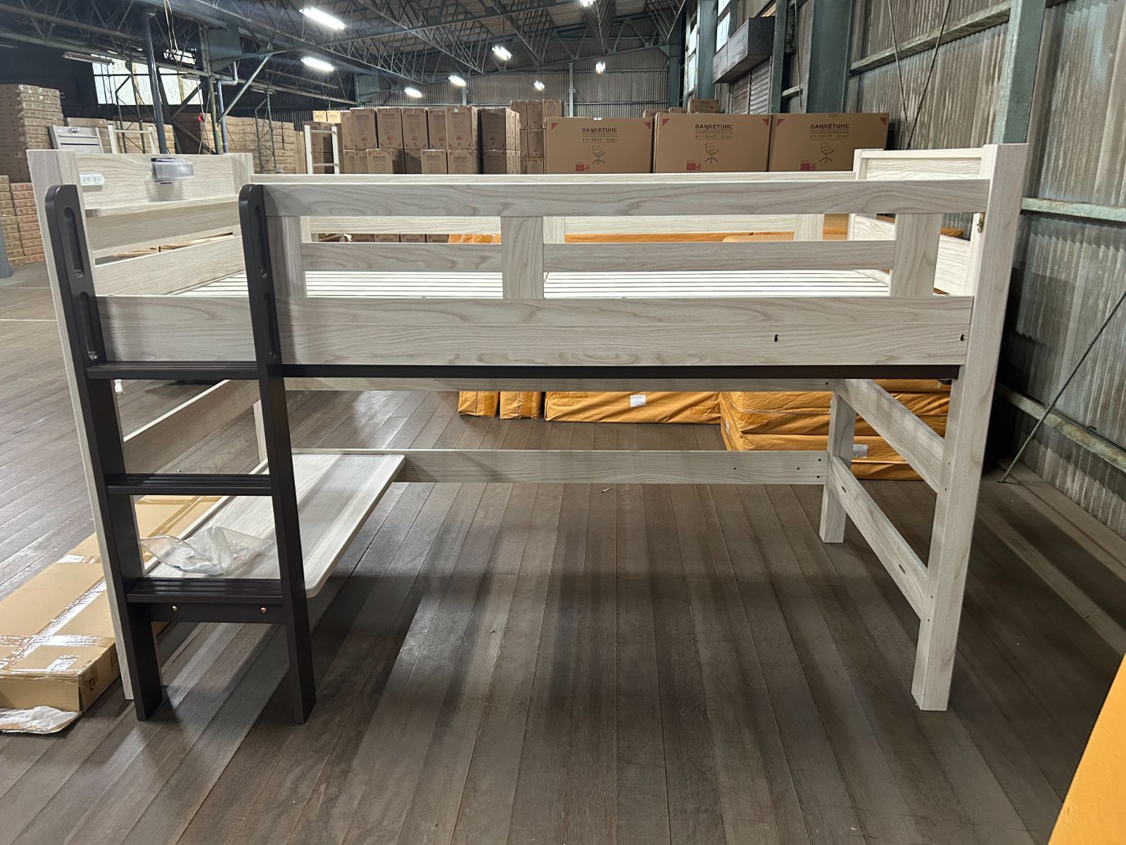 ミドルタイプ ロフトベッド ブラウン 訳アリ 1点のみ