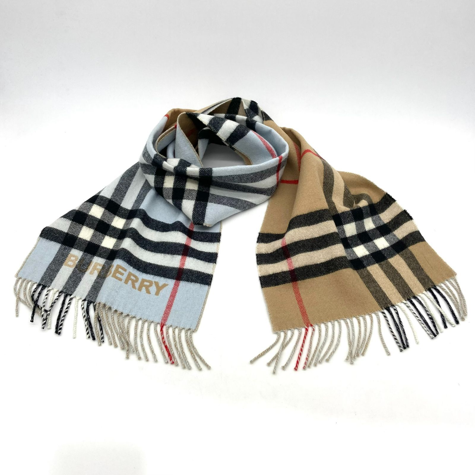 未使用品BURBERRY カシミヤ マフラー 水色 チェック柄 BURBERRY バーバリー マフラー カシミア100％ タグ付き未使用品