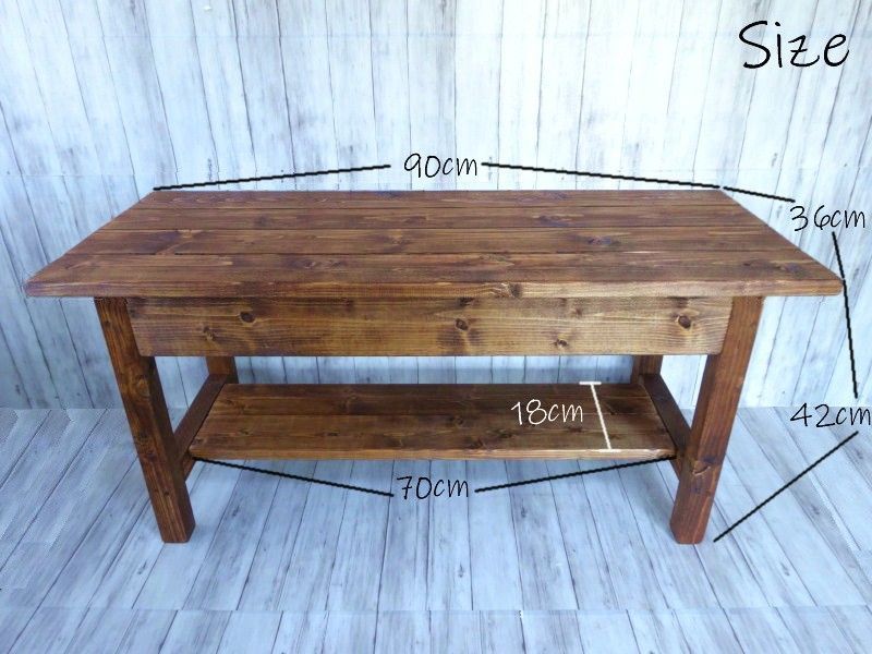 ウッドテーブル