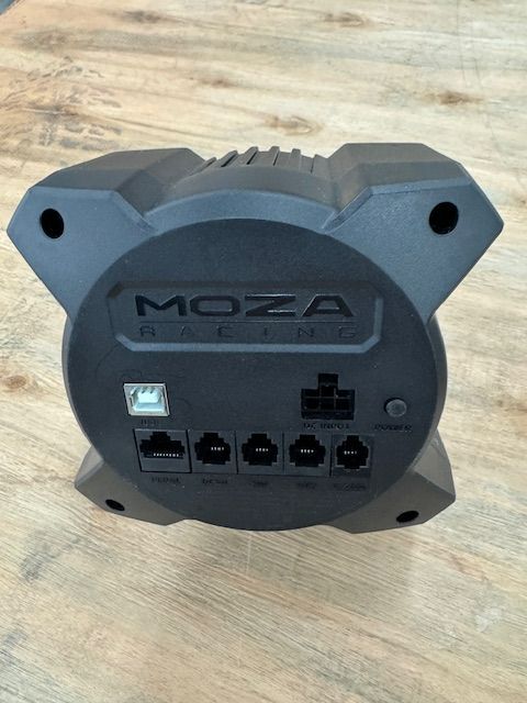 MOZA
