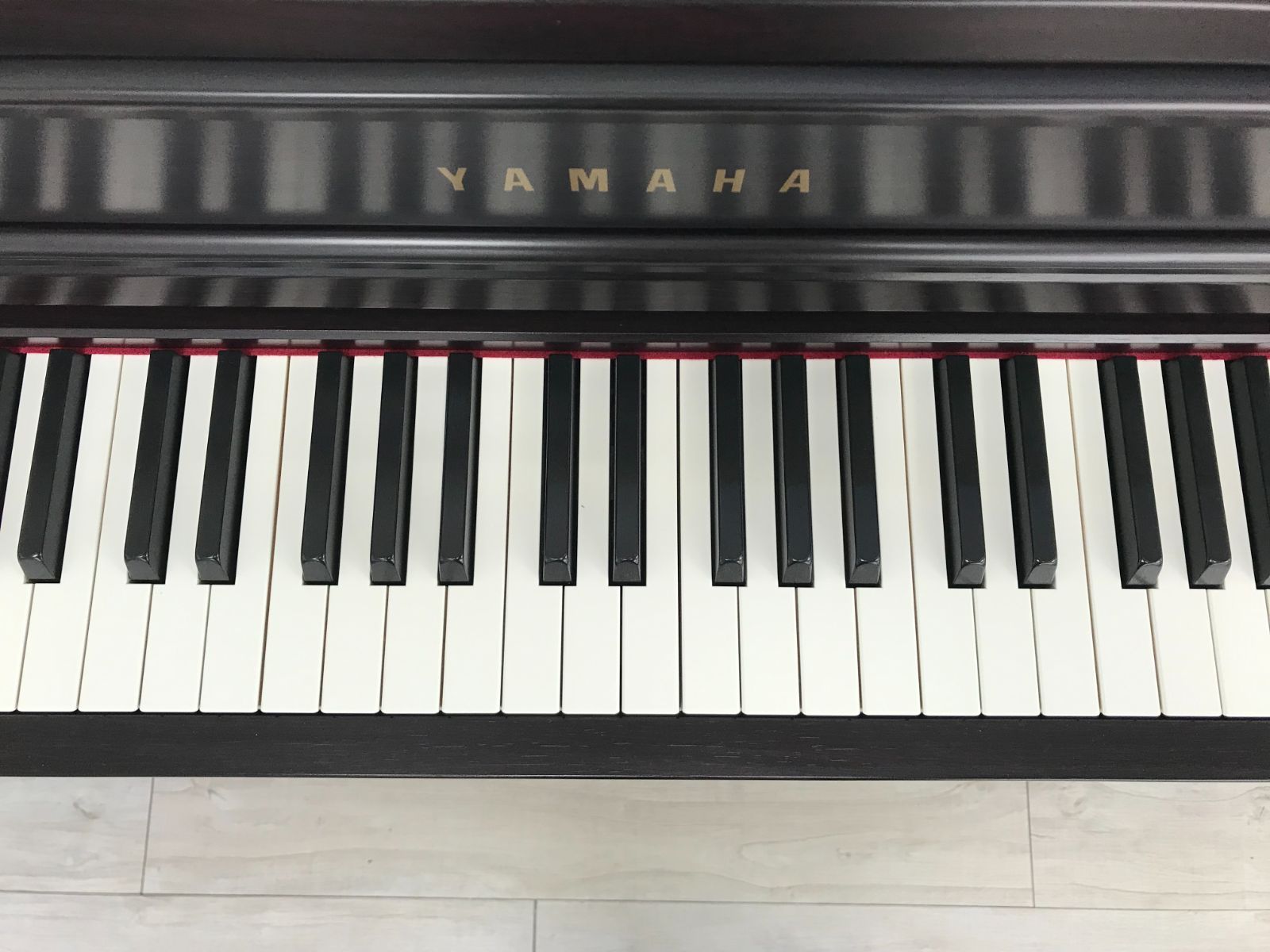 CLP-645 - Overview - Clavinova - Pianos - Musical
