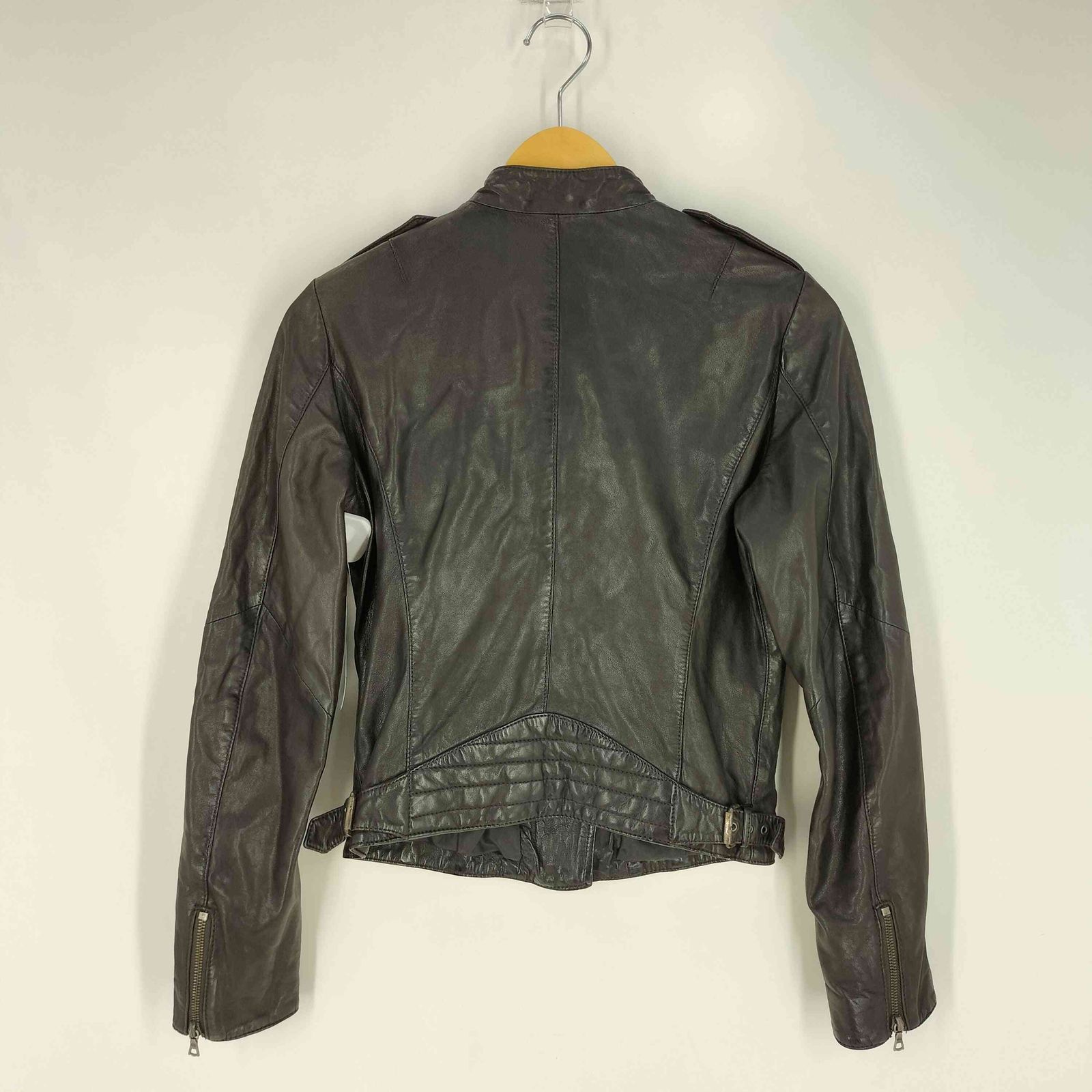 NEWYORK イタリア製