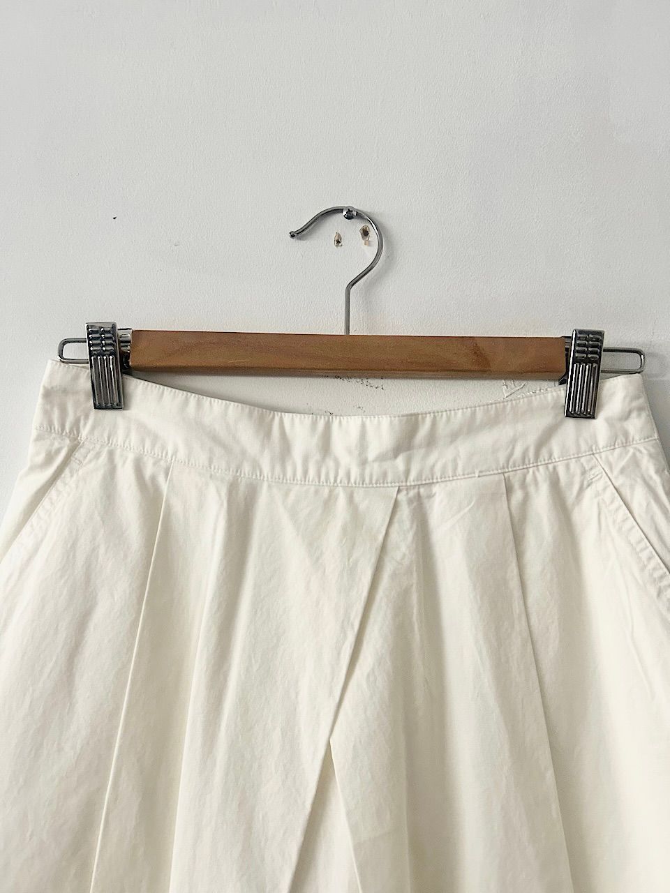 MHL Superfinetwill コットン ロングスカート ホワイト サイズ2 WWW_SMP1DAWEKUDUS_SCH_ID