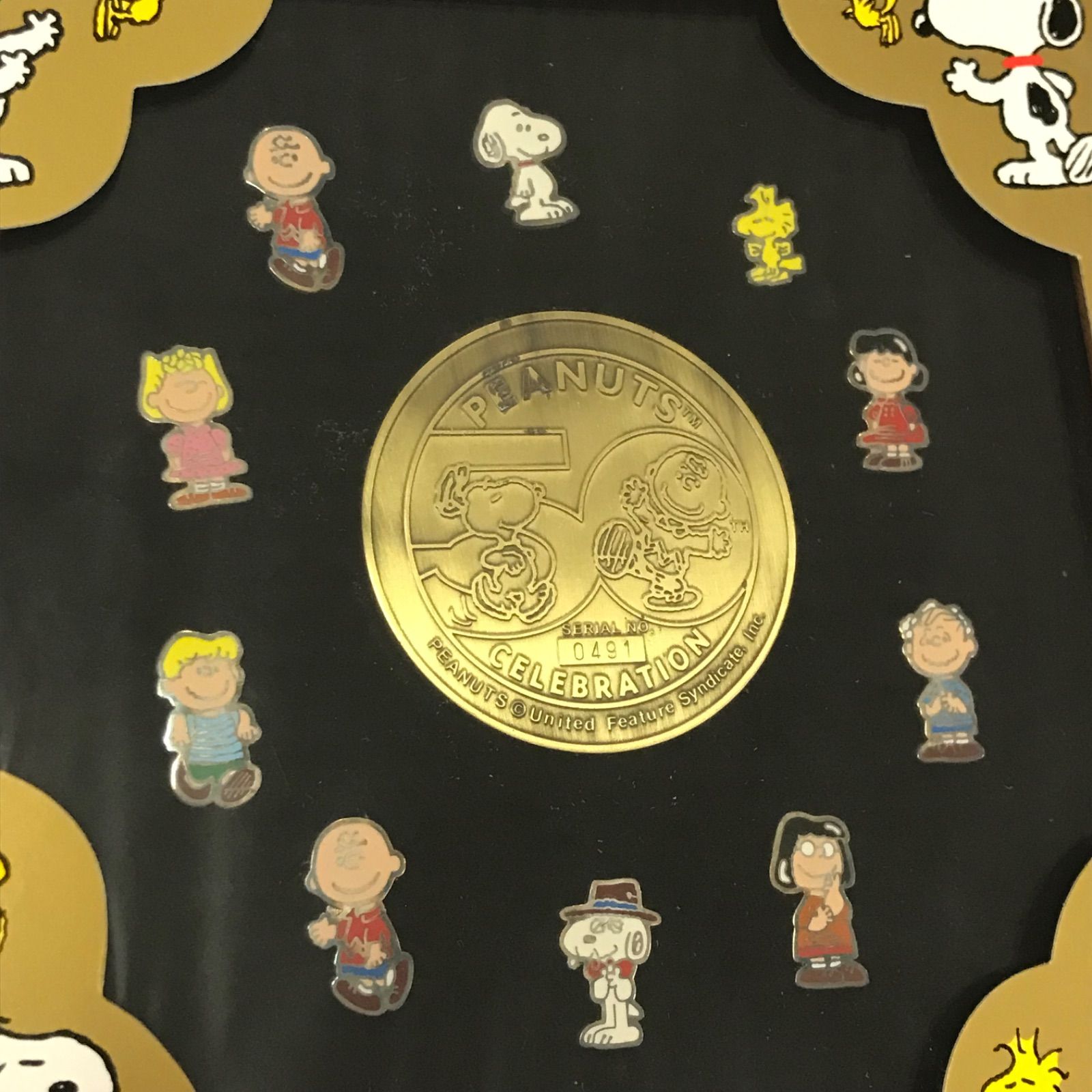 未開封品】PEANUTS ピーナッツ 50周年ピンズコレクション スヌーピー