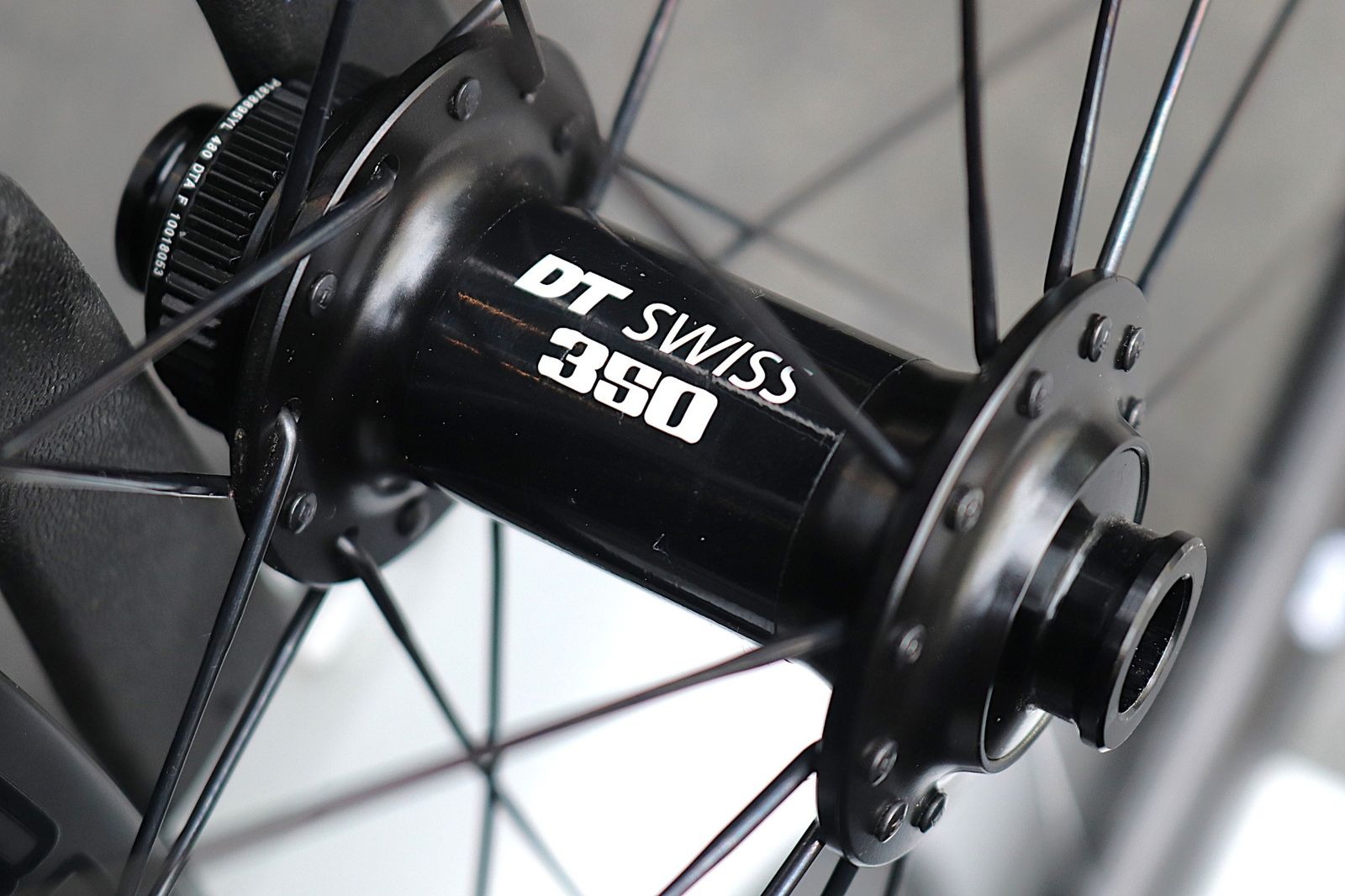 ロヴァール ROVAL C38 DISC カーボン チューブレスレディ