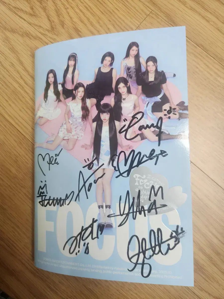 ハツトゥハツ Hearts2Hearts サイン入り アルバム 非売品