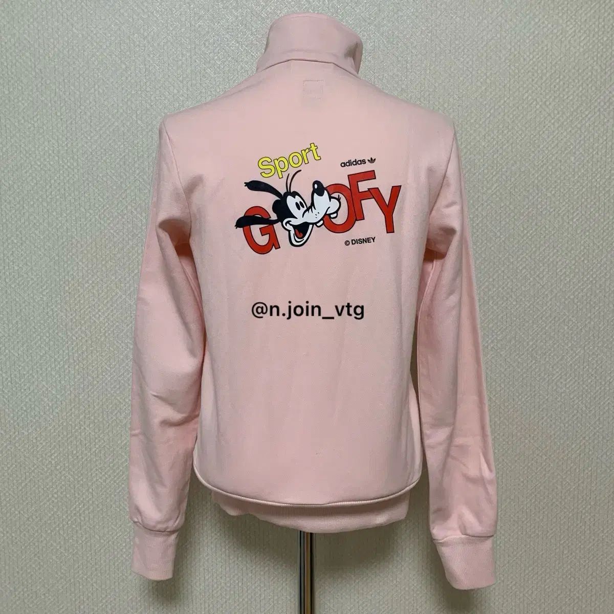 adidas アディダス ピンク グーフィー ジャージ