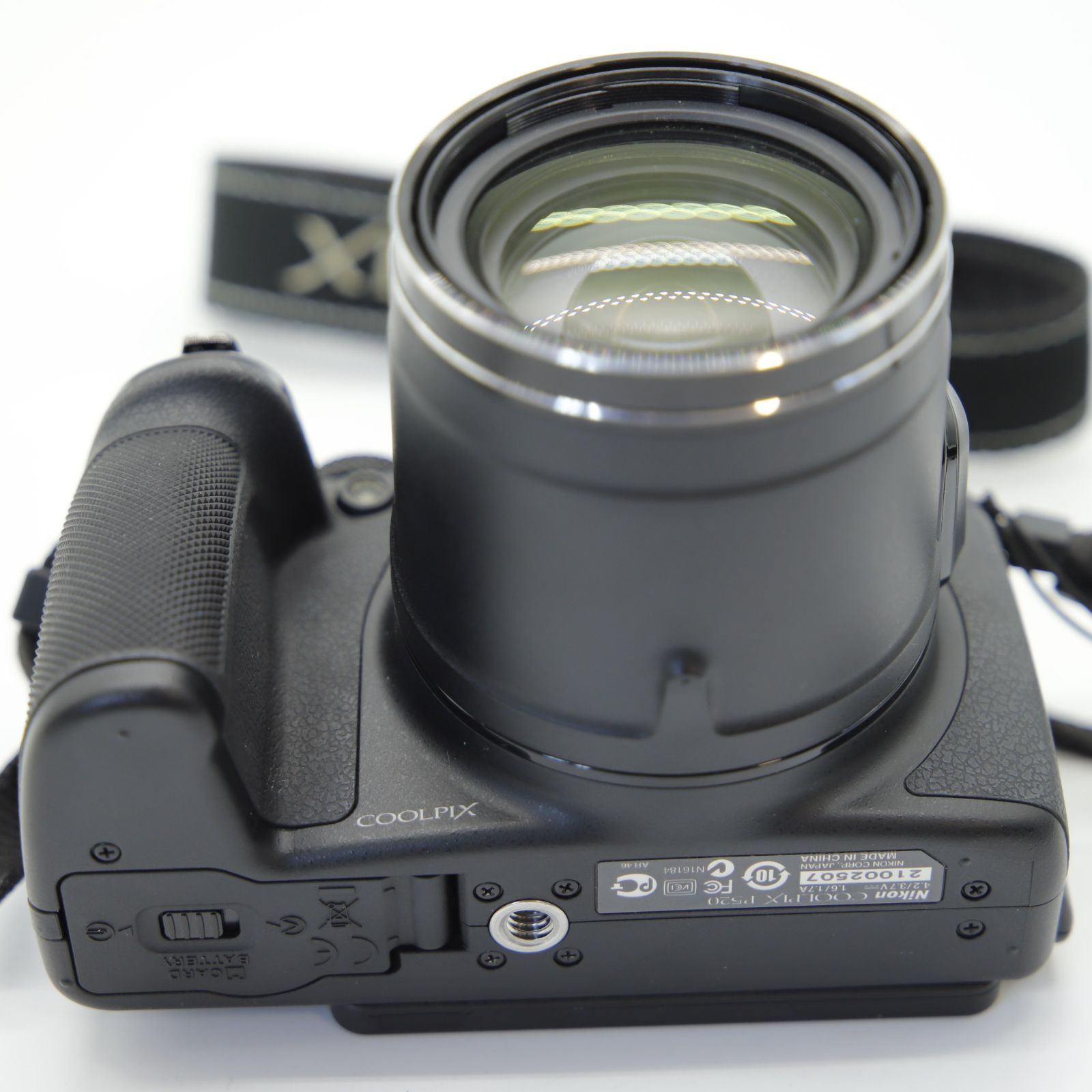 □良品□ Nikon デジタルカメラ COOLPIX P520 光学42倍ズーム □良品□ Nikon デジタルカメラ COOLPIX P520 光学42倍ズーム