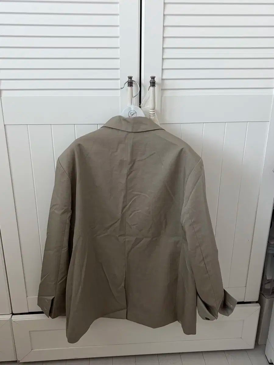 드헤브 ベージュ色